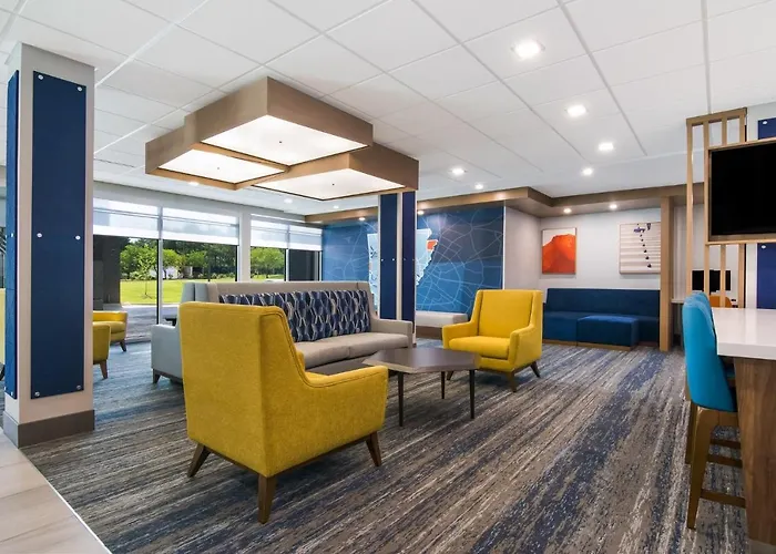 Holiday Inn Express & Suites - Springdale - Fayetteville Area