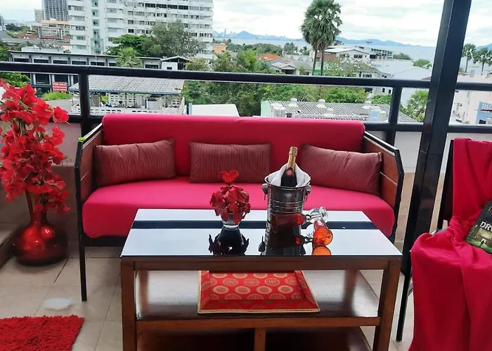 Happy Beach Jomtien Guesthouse