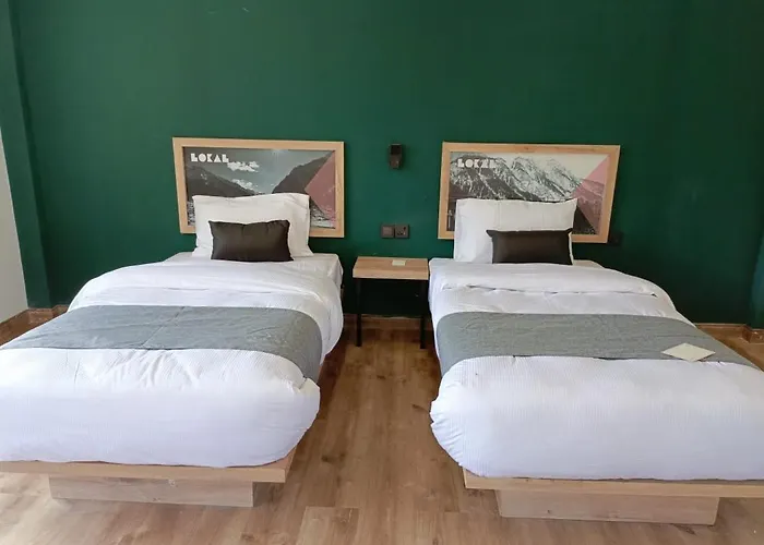 Lokal Rooms X Kalam