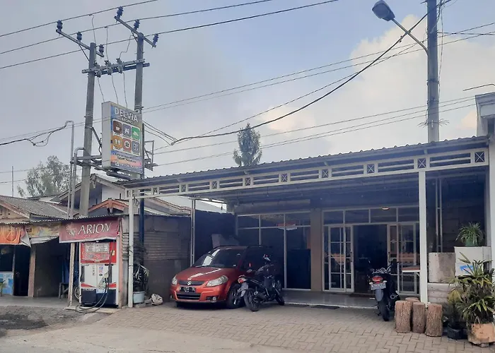 Delvia Bromo Homestay Mitra Reddoorz