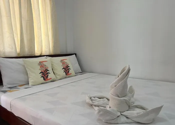 Dinah'S Tourist Inn Puerto Princesa