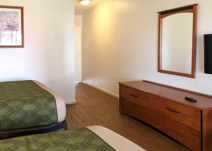 Garden Inn & Suites Oakland Airport