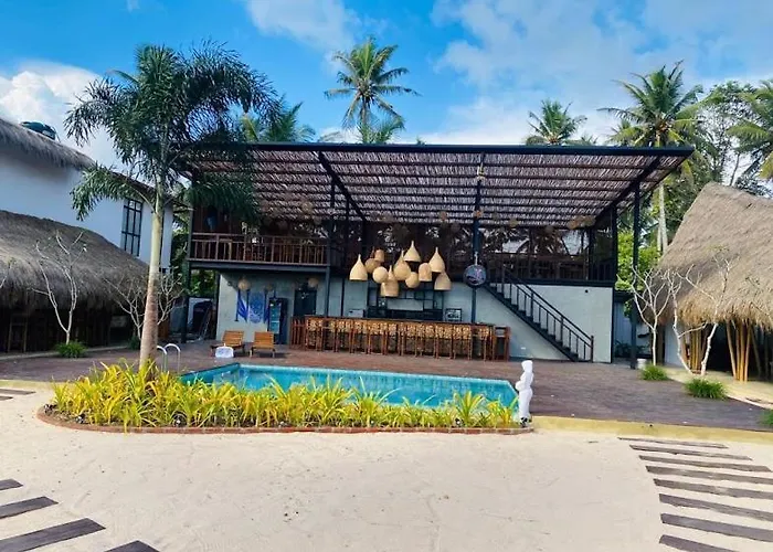 Shima Guni Beach Club Hotel