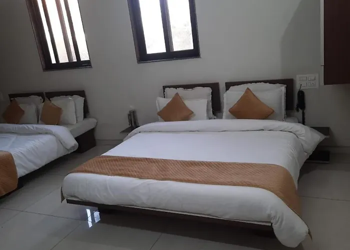 Indrani Hotel