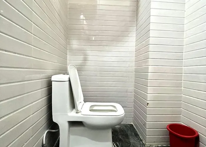 Hotel Shanti Residency
