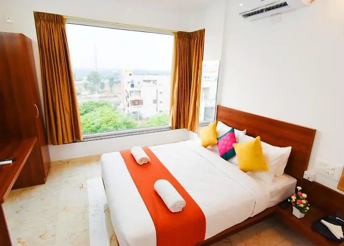 Keerthis Royal Suites Hotel Near Kempegowda International Airport