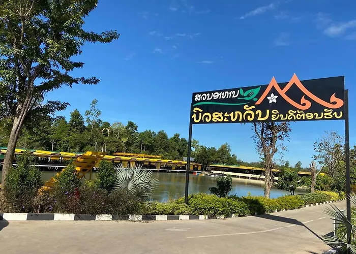 Bouasavan Hotel And Garden