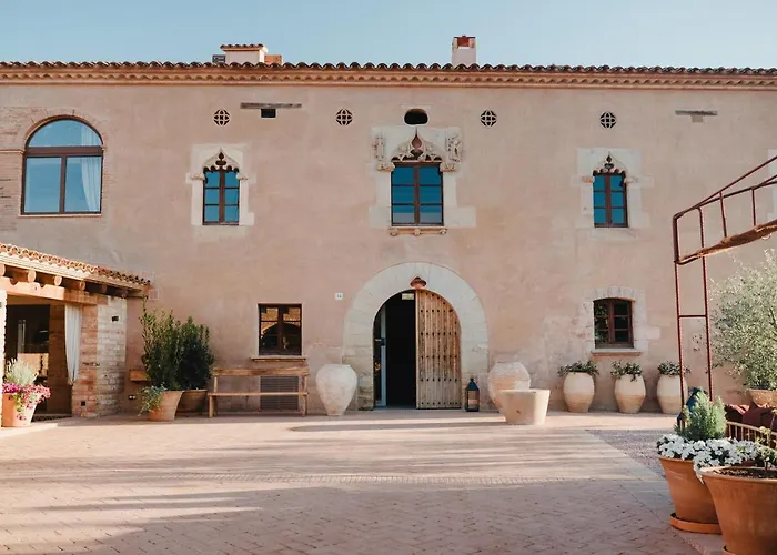 Hotel-Masia Can Farrés