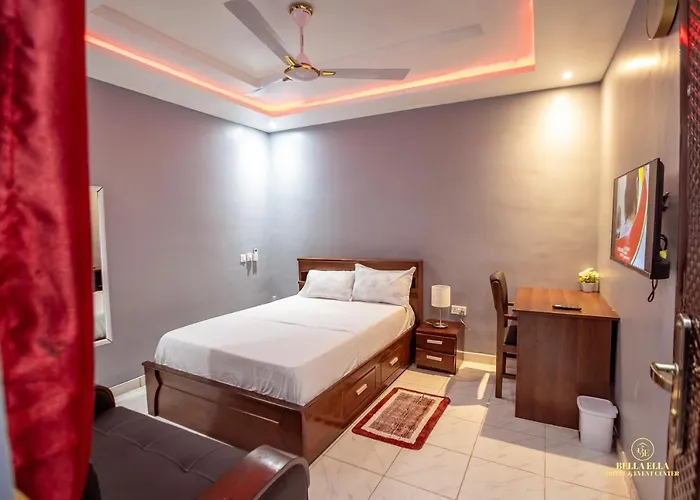 Bella Ella Hotel & Event Center