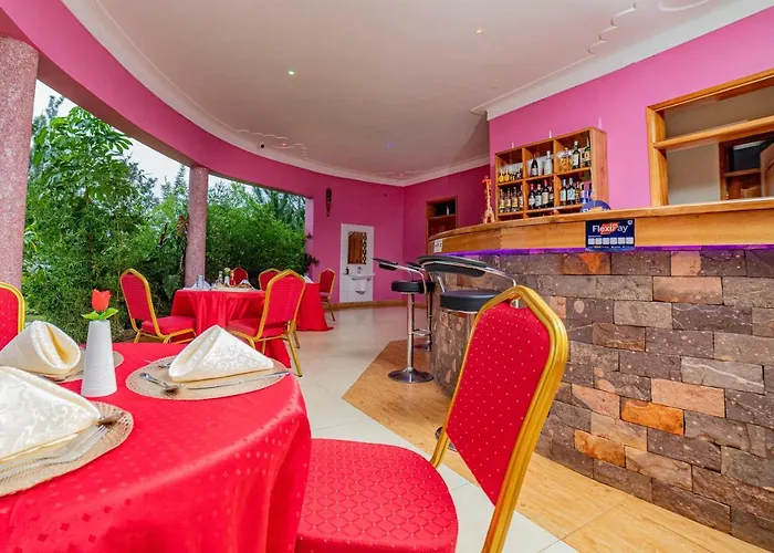 Entuiga Cottages