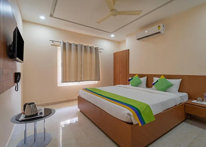 Treebo Raj Palace