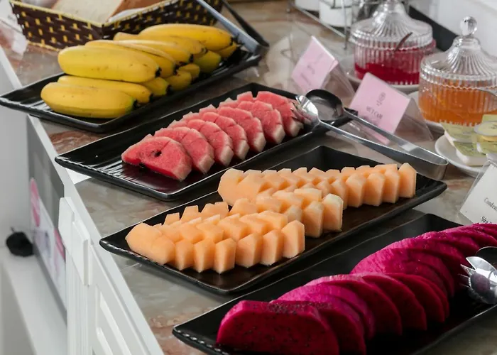 Trangtrang Premium Hotel & Sky Bar