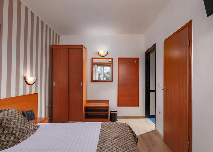 Hotel Neboder