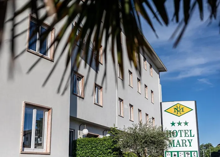 Hotel Mary