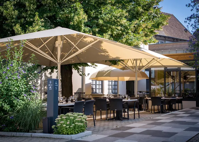 Aux Deux Clefs Hostellerie Groff