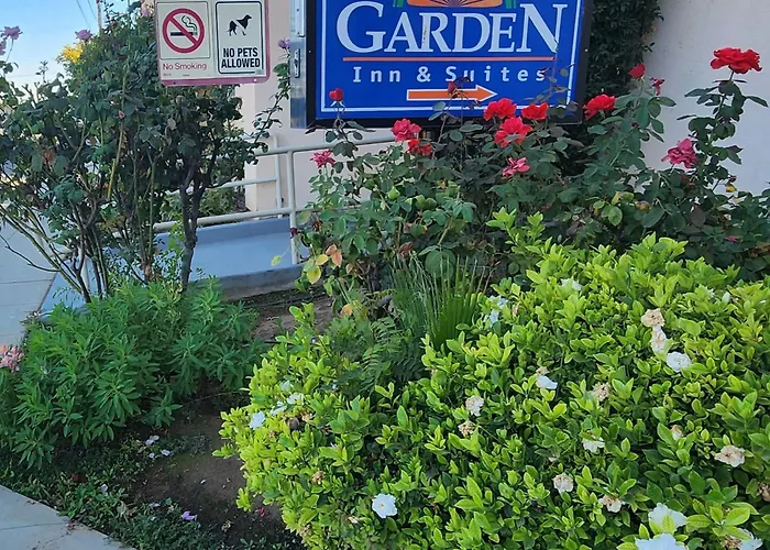 Garden Inn&Suites Fresno