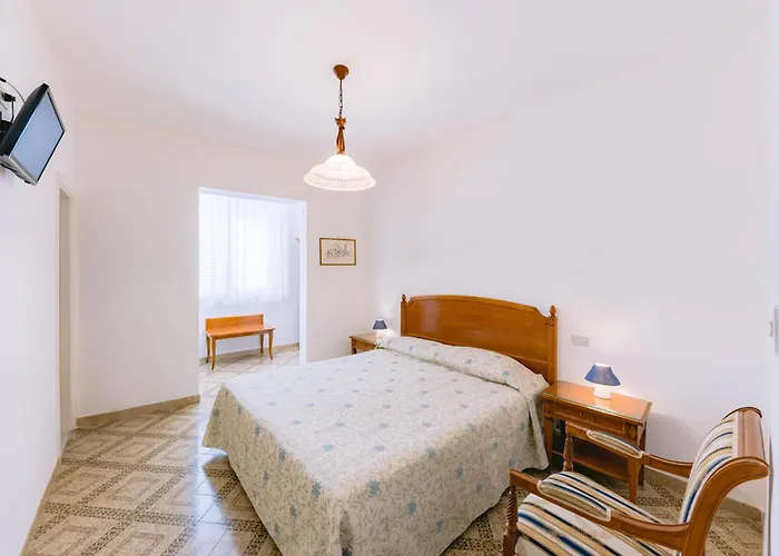 Hotel Toro