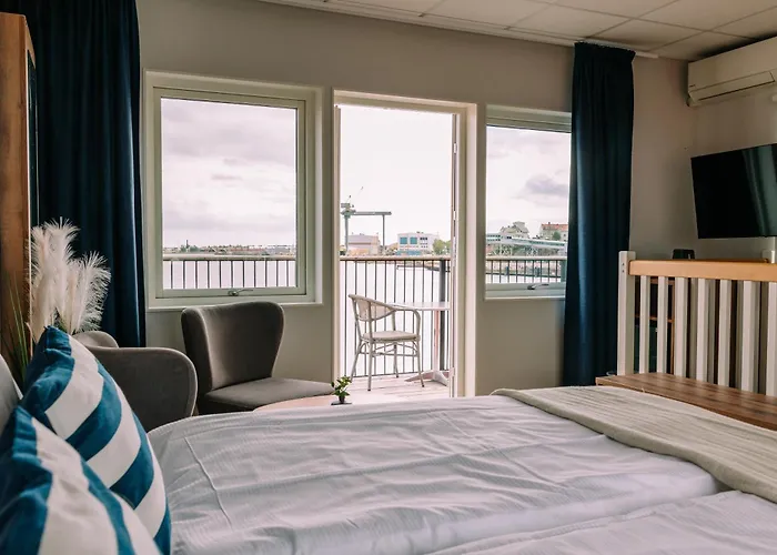 Badholmen Restaurang & Hotell