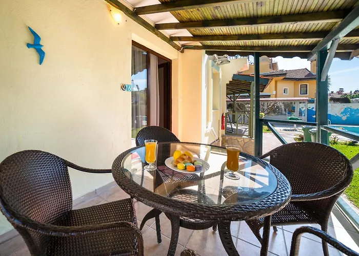 Dedeminn Garden Hotel