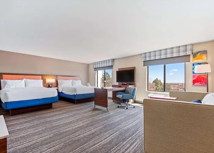Hampton Inn & Suites Greeley