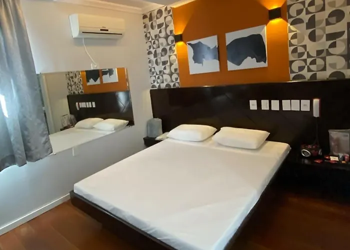 Motel Status (Adults Only) Pato Branco