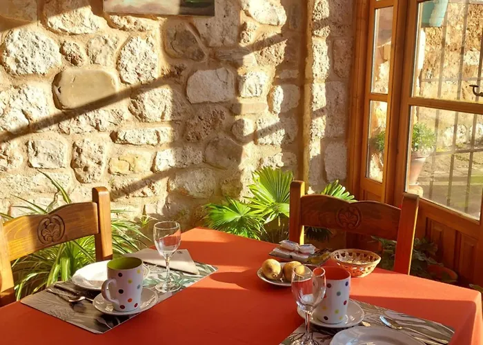 Hotel Rural El Adarve