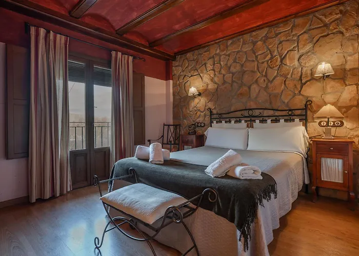 Hotel - Restaurante Prado Del Navazo