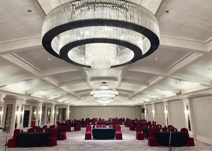 Grand Regal Hotel Davao