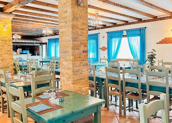 La Perla Hotel