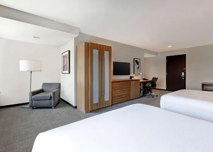 Hyatt Place Bloomington / Normal