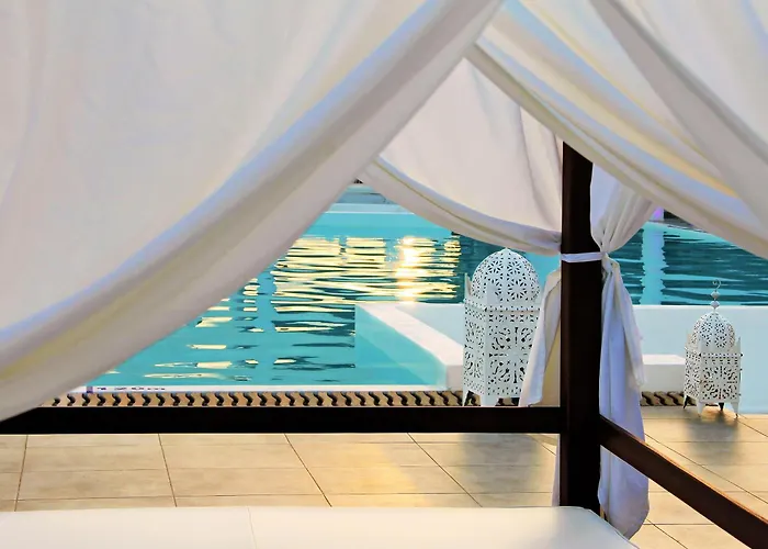 Hotel Livvo Budha Beach