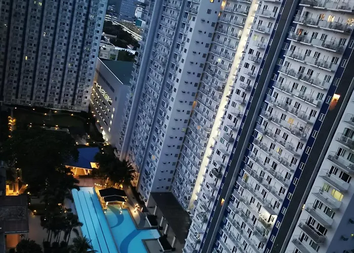 Modern 1Br With Balcony And 100Mbps Wifi