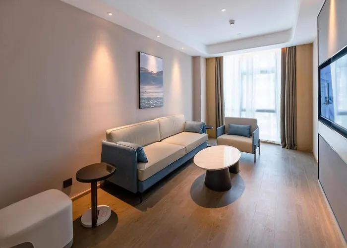 Atour Hotel Huizhou Zhongkai Tianyi