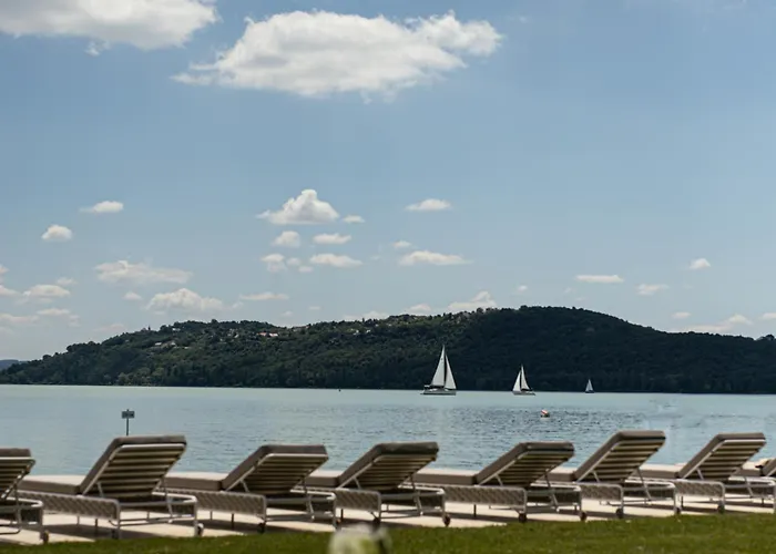 Lua Resort - Adults Only