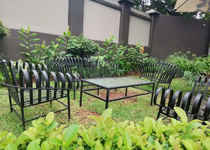 Sanloo Manor Guesthouse