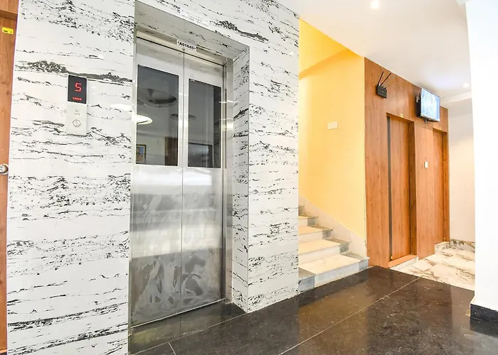 Fabhotel Prime The Golden Plaza - Nr Tarapith Temple