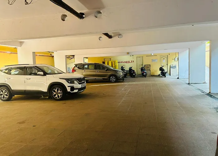 Hotel Chetan International