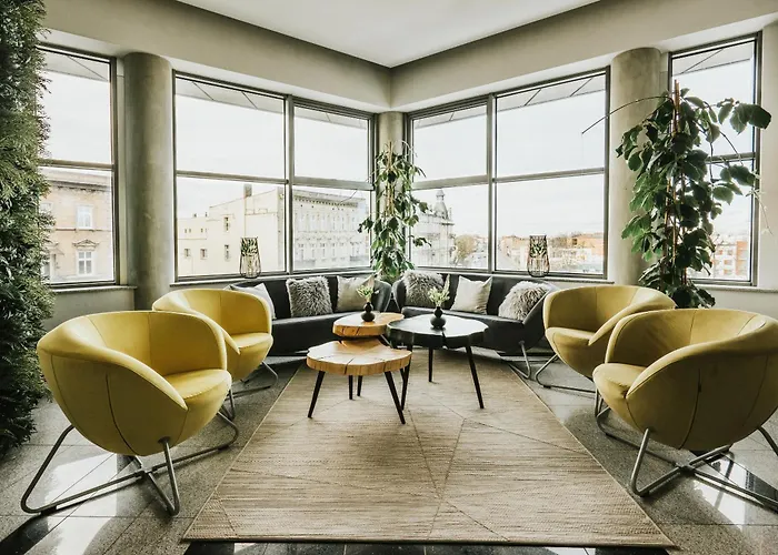 Green Hotel