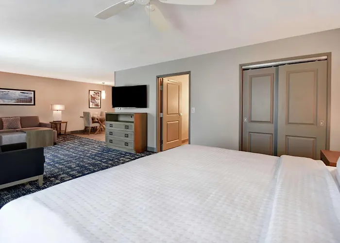 Homewood Suites By Hilton Orange New Haven