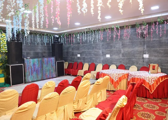 Raghav Inn