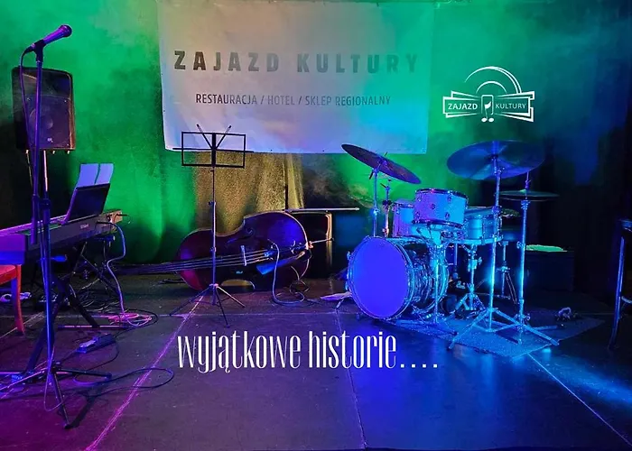 Hotel Zajazd Kultury, Dawniej Pocztowy
