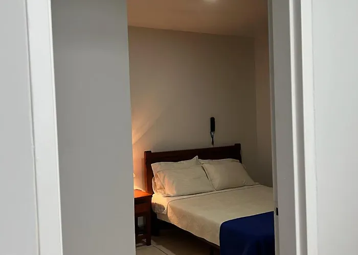 HOTEL ARMENIA CENTRO , TENEMOS AGUA CALIENTE y FACTURACION ELECTRONICA, Gracias
