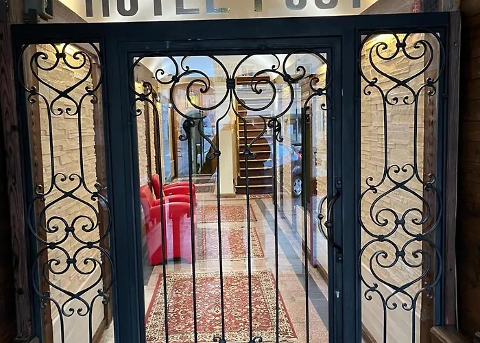 Hotel Post 12