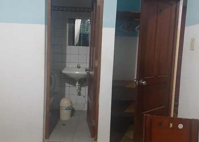 Julia'S House