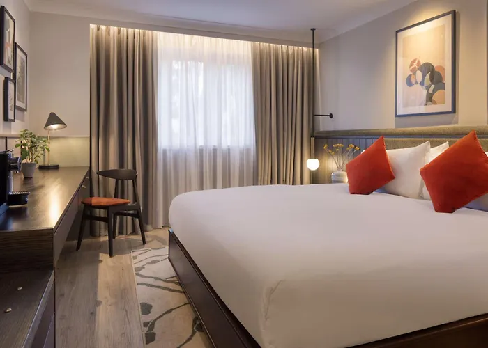 The Samuel Ryder Hotel St Albans, Tapestry Collection Hilton