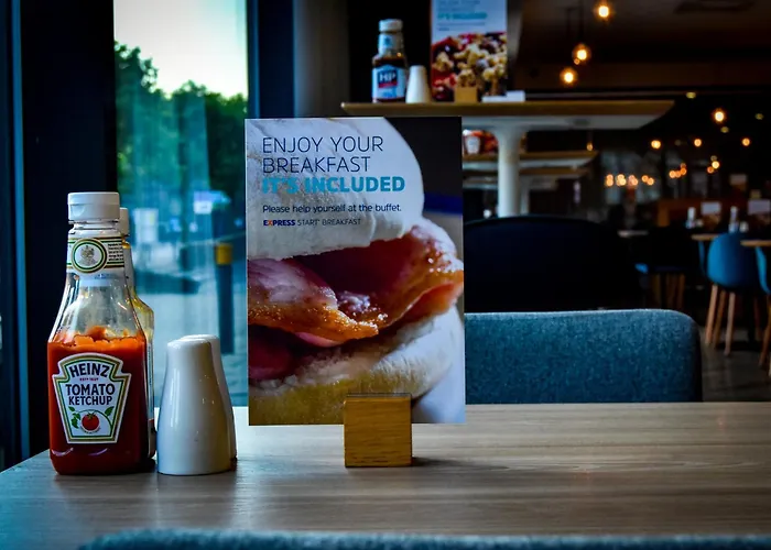 Holiday Inn Express Leeds City Centre - Armouries By Ihg