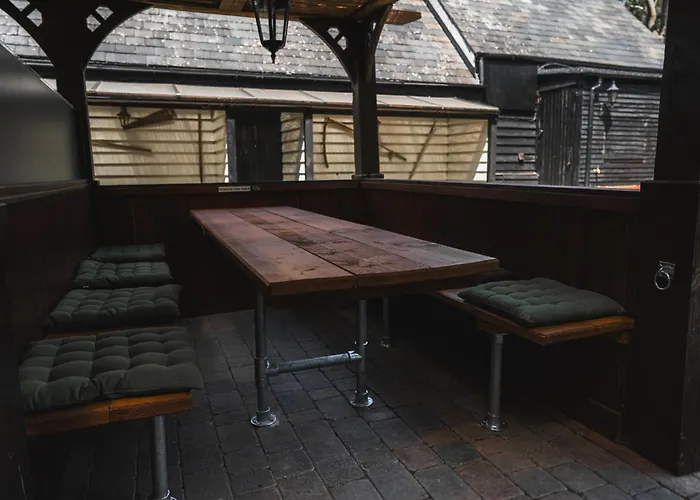 The Black Horse Inn