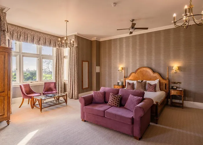 Wivenhoe House Hotel