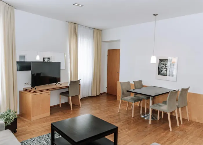 Heinhotel Vienna Airport