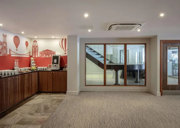 Doubletree By Hilton Bristol City Centre